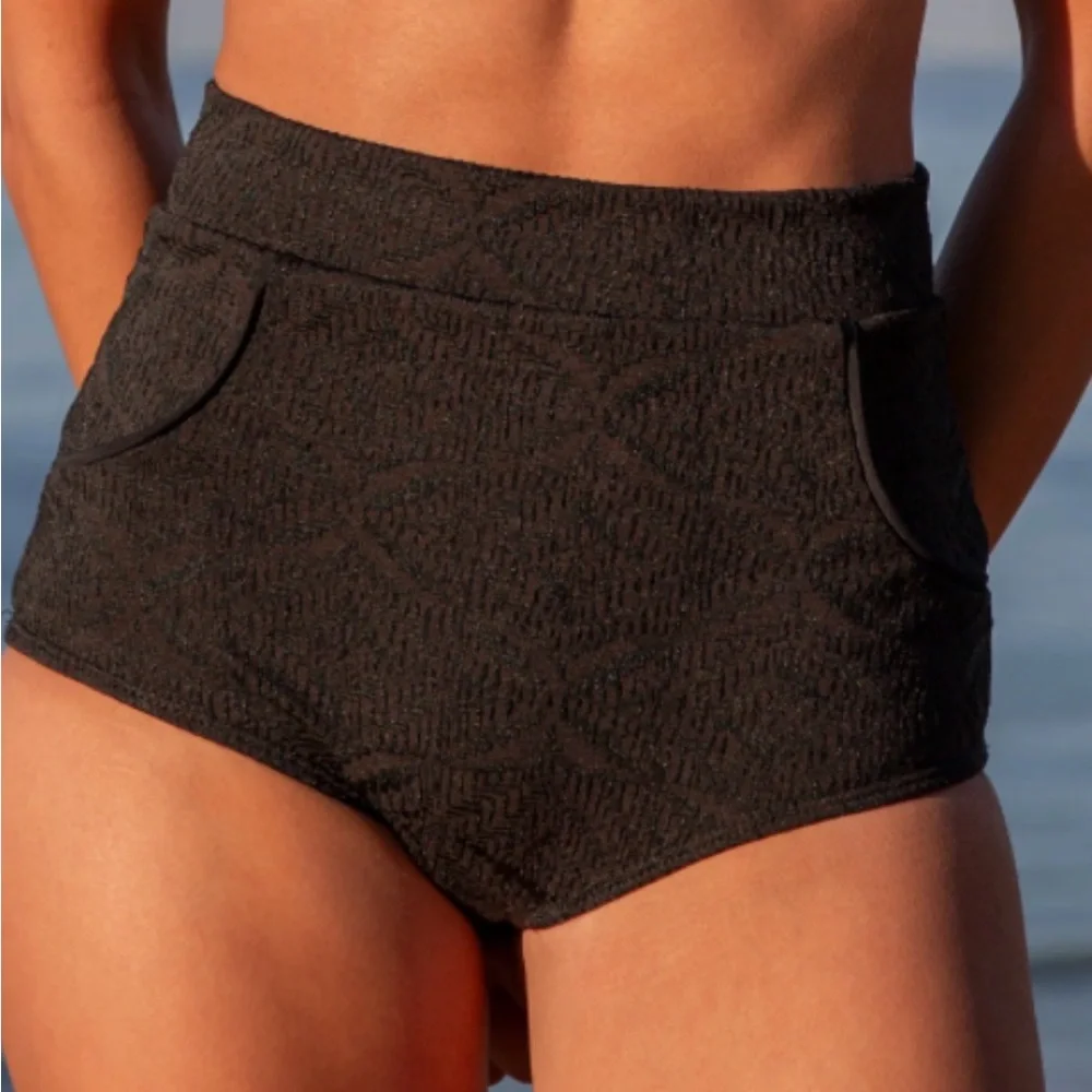 NWT Seea Palomar Crop Top Rashguard & High Waist Bikini Bottom- Licorice Sz S - Picture 4 of 8